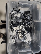 Cuebi Wireless Tally Lights with USB Cables  Straps Set of 8  Open Box 