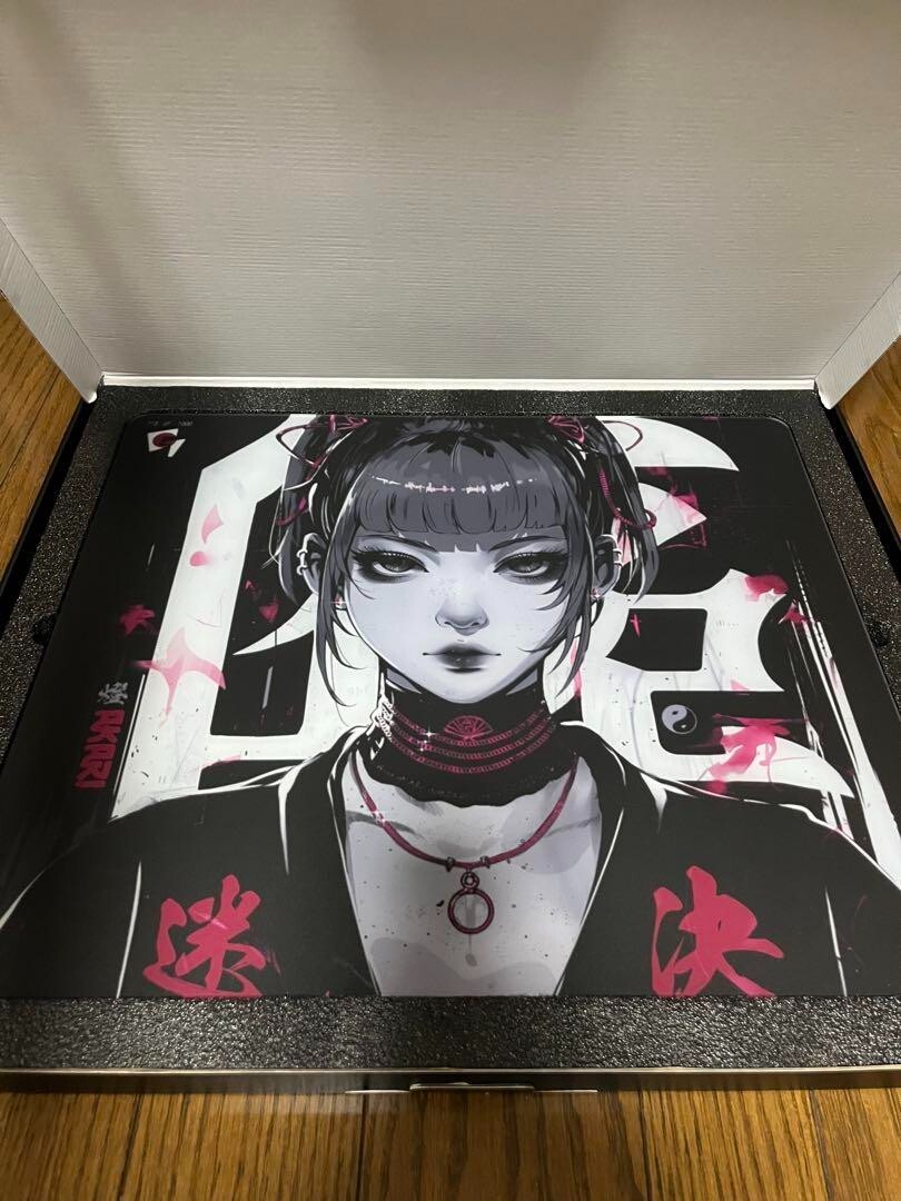 GLSSWRKS Akari Premium Glass Mousepad Gaming Mousepad Red GLSSWRKS Akari Premium Glass Mousepad Gaming Mousepad Red