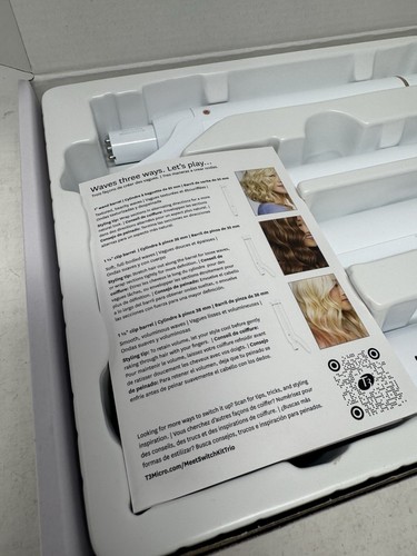 T3 Switch Kit Wave Trio 77562 White Styling Iron w/3 Interchangeable Barrels NIB - Picture 4 of 5