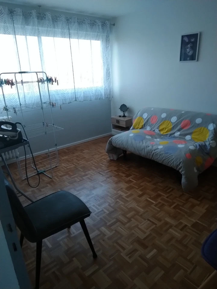 APPARTEMENT - Photo 3/4