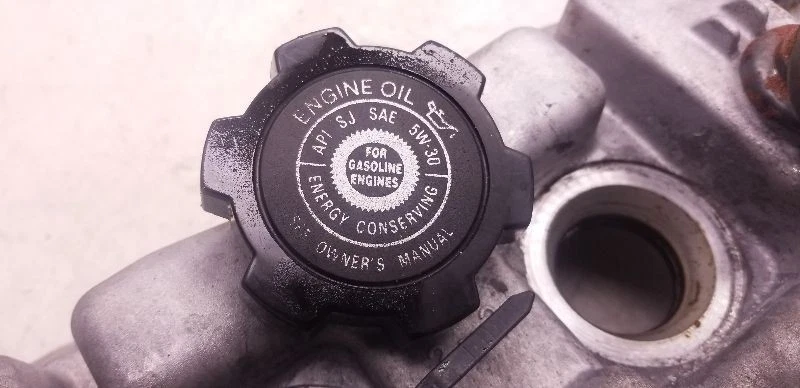 Toyota Solara 2000 2,2 L 4 cilindros 5SFE conjunto de cubierta de válvula de motor Foto 3 de 4