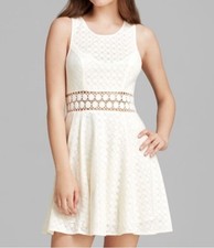 FREE PEOPLE Women's Ivory color Sleeveless Dress With Daisy Cutout Size 2
