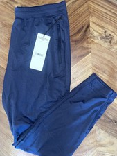 Alo Conquer React Yoga Pants - Men's Medium ~ $118.00 Navy Blue