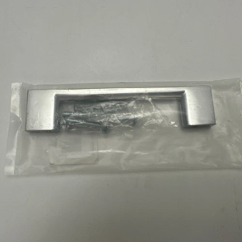 Jeffrey Alexander 635-96PC  Sutton 3-3/4" Center Handle - Polished Chrome - Picture 3 of 4