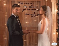 Tori Anderson NCIS Hawaii Autographed Signed 8x10 Photo ACOA