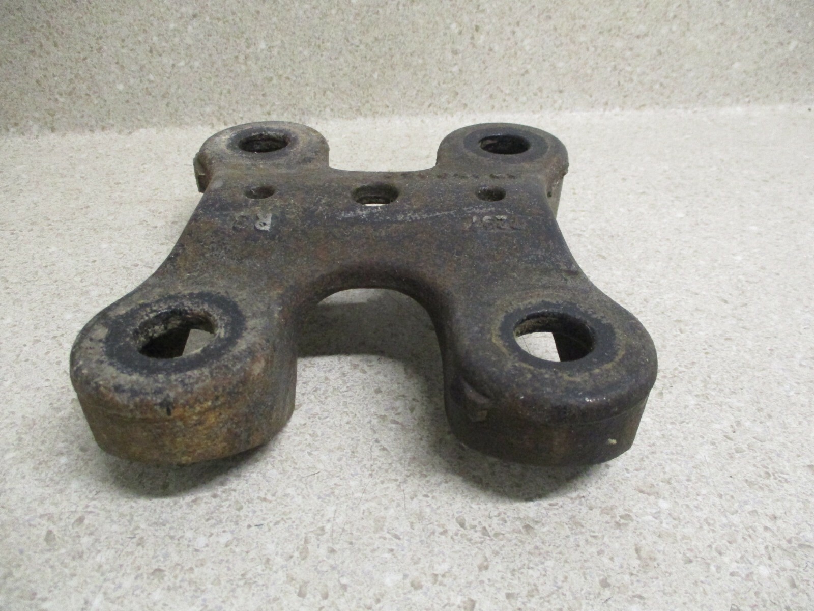 11 to 20 Chevrolet Silverado Left LH or Right RH Rear Spring U Bolt Plate OEM eBay