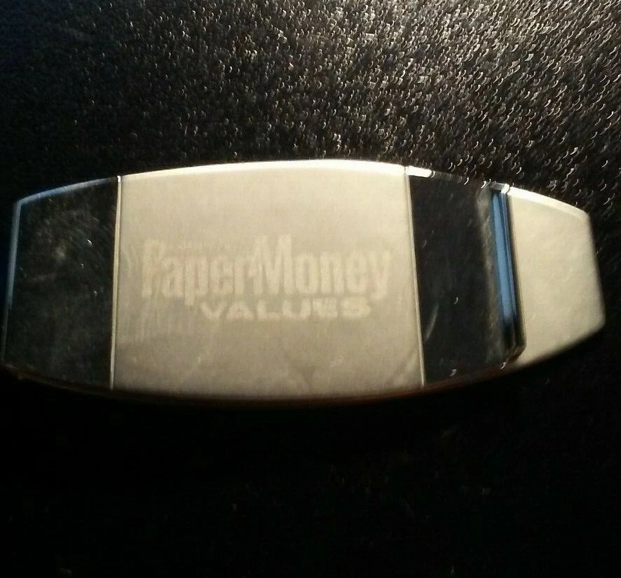 COIN WORLD'S PAPER MONEY VALUES MONEY CLIP! BB786DXX - Image 4 of 4