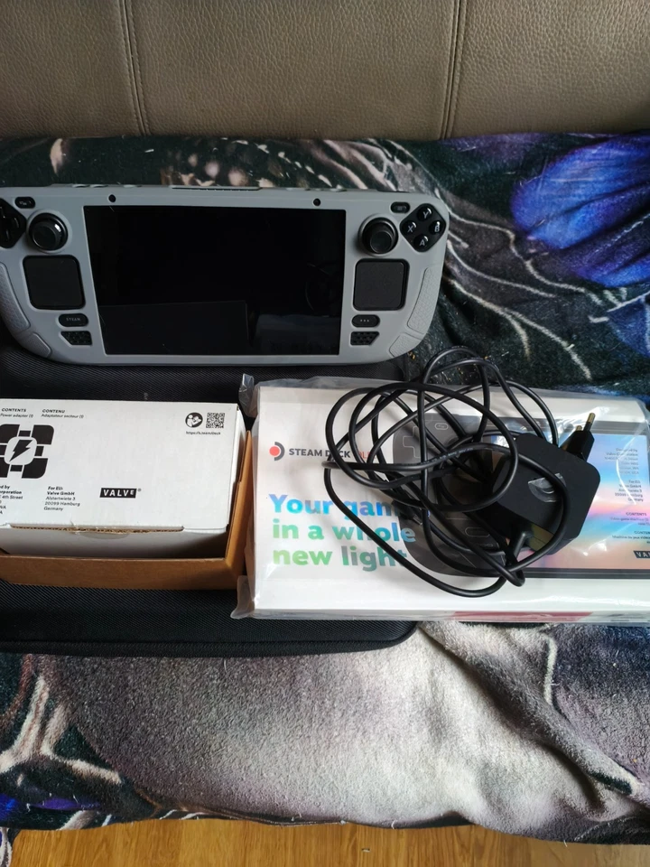 Valve Steam Deck OLED, photo 1 sur 2