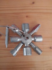 Clé Universelle KNIPEX