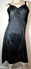 60s Vtg Black Slinky Nylon Full Slip 34 Tailored No Lace Scalloped Trim