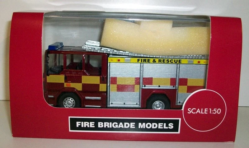 Fire Brigade Models 1/50 Scale - FBM5 Dennis Sabre XL Battenburg Fire engine - Image 3 of 3