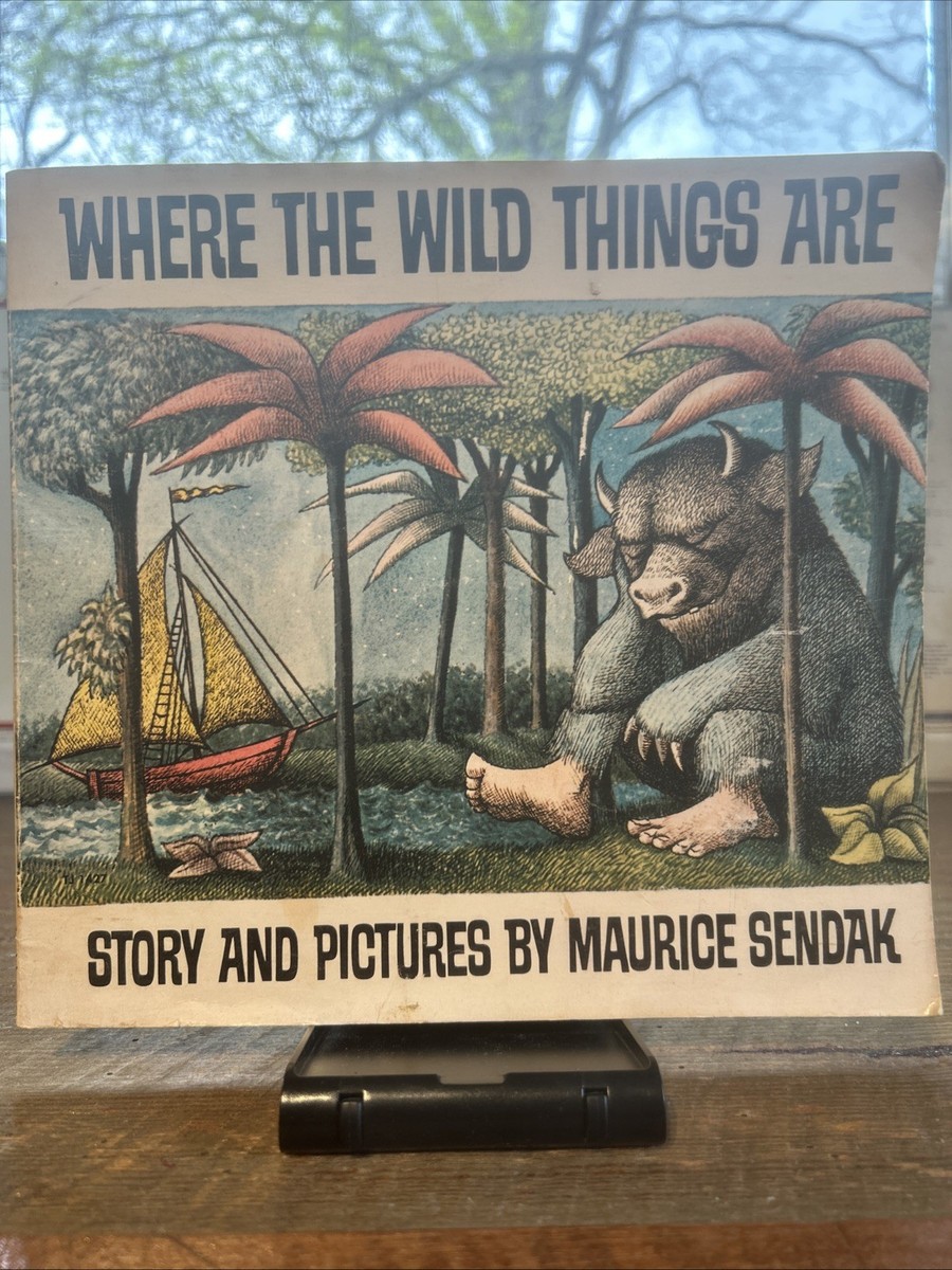 絵本+児童書 WHERE THE WILD THINGS ARE(H) Amazon.com: Where the Wild Things Are (Audible Audio Edition