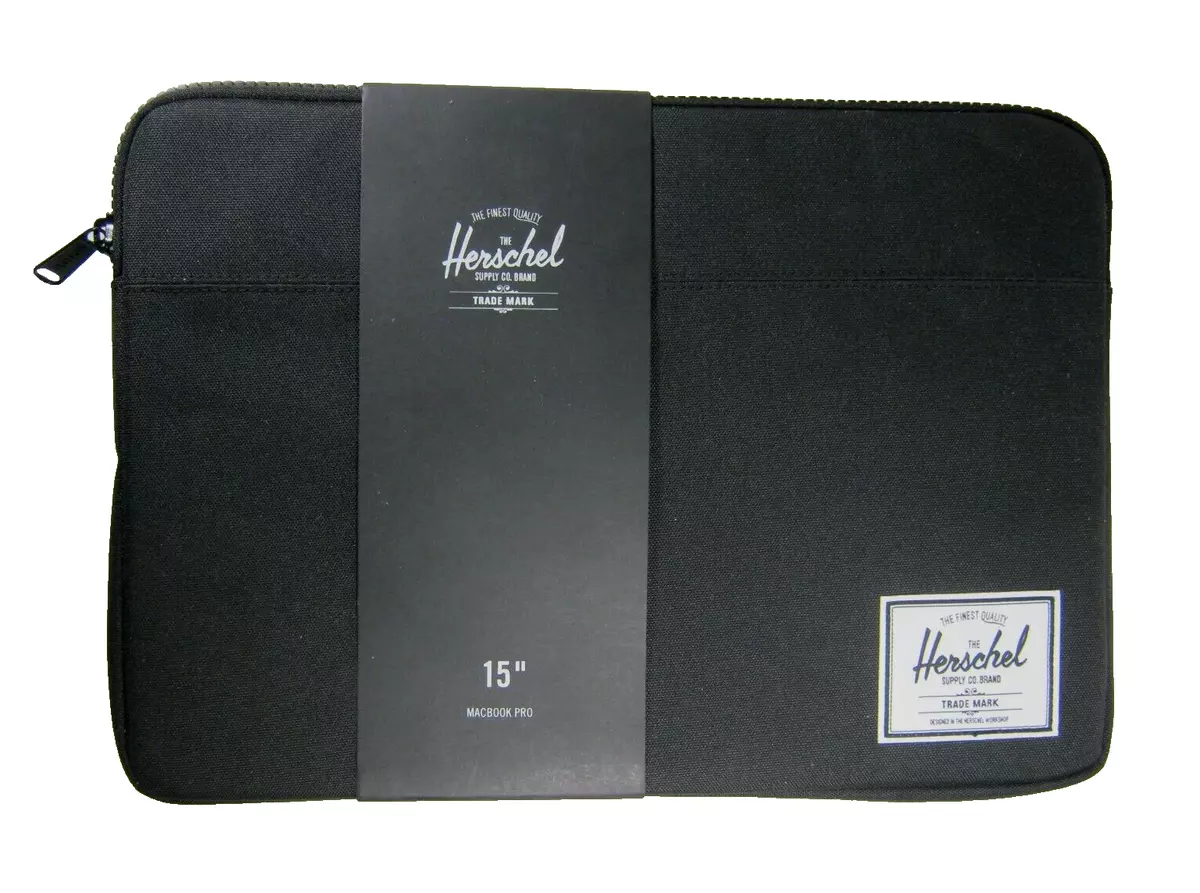 Herschel top macbook pro