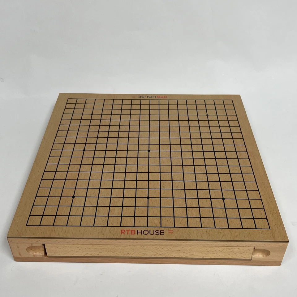 RTB House GO Game Wooden with Drawers White Black Chips with Instructions - Image 4 of 4