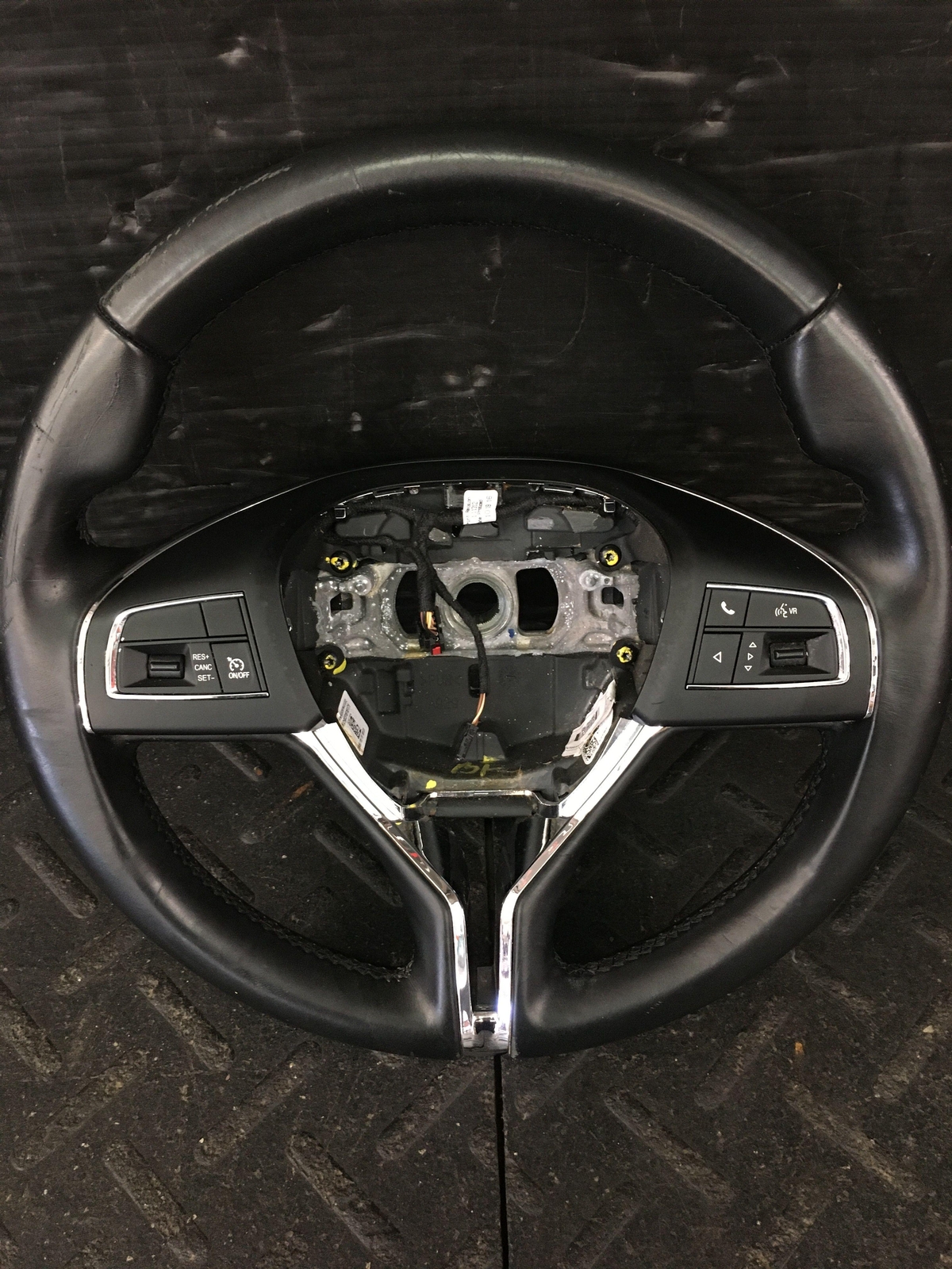 14-17 MASERATI GHIBLI BLACK LEATHER WRAPPED STEERING WHEEL W/ ACCESSORY CONTROL