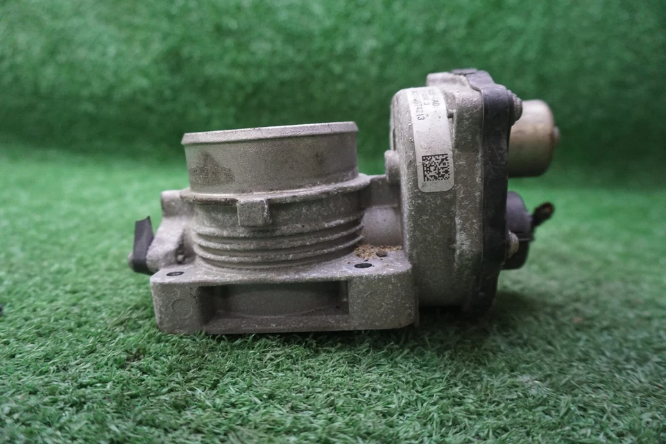 Ford Explorer 2005 4,0 L carrocería del acelerador OEM 3L5EAD Foto 2 de 4