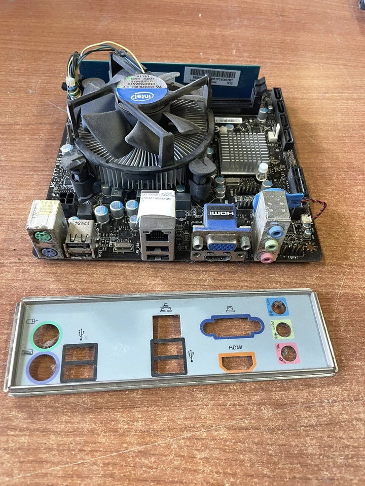 Scheda Madre MSI H61I-E35  completa MS-7677  mini scheda i5-3570 3,4 ghz + 4 GB - Immagine 2 di 3