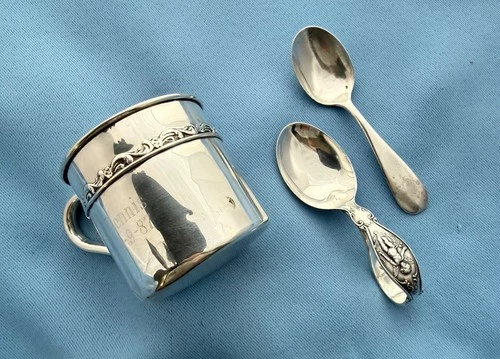 Reed & Barton Sterling Baby Lot Cup & 2 Spoons 93.4 Gr