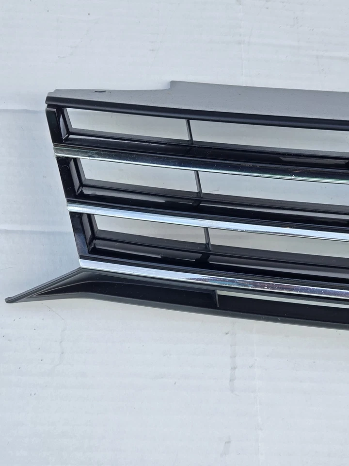 Conjunto de parrilla superior Volkswagen EOS 12-16 1450292 Foto 2 de 4