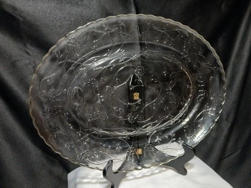 Vintage Anchor Hocking Savannah 18" Clear Glass  Serving Platter