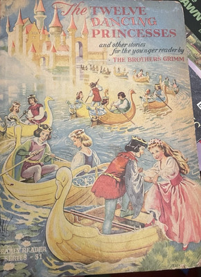 Twelve Dancing Princesses 