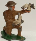 BARCLAY MANOIL LEAD TOY SOLDIER,U.S.ARMY CARRIER PIGEON HANDLER / TRAINER