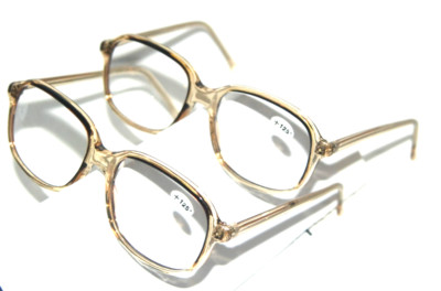 2 pair  Reading Glasses Power +1.25 Vintage retro Fashion  frames  Men Women