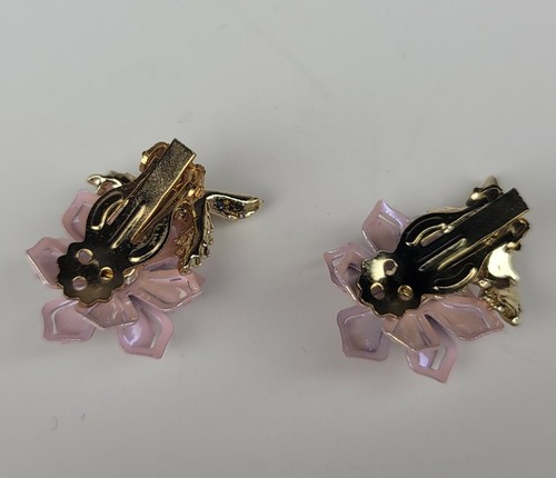 Vintage Coro Enamel Flower Brooch Pin And Matching Clip On Earings w/ Pearlf - Picture 12 of 24