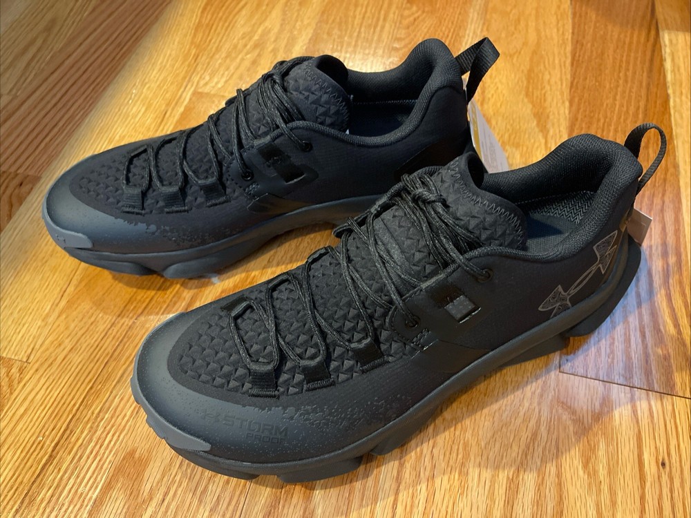 Under Armour Charged Expanse Lo Mens Size 9 Running Sneaker