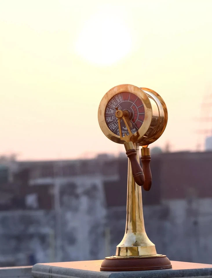 Latón 15" Vintage Telégrafo Navy Barco Sala de Máquinas Acabado Latón con Base de Madera Foto 3 de 4