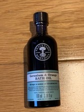 Neal's Yard Remedies Geranium and Orange Bath Oil 100ml