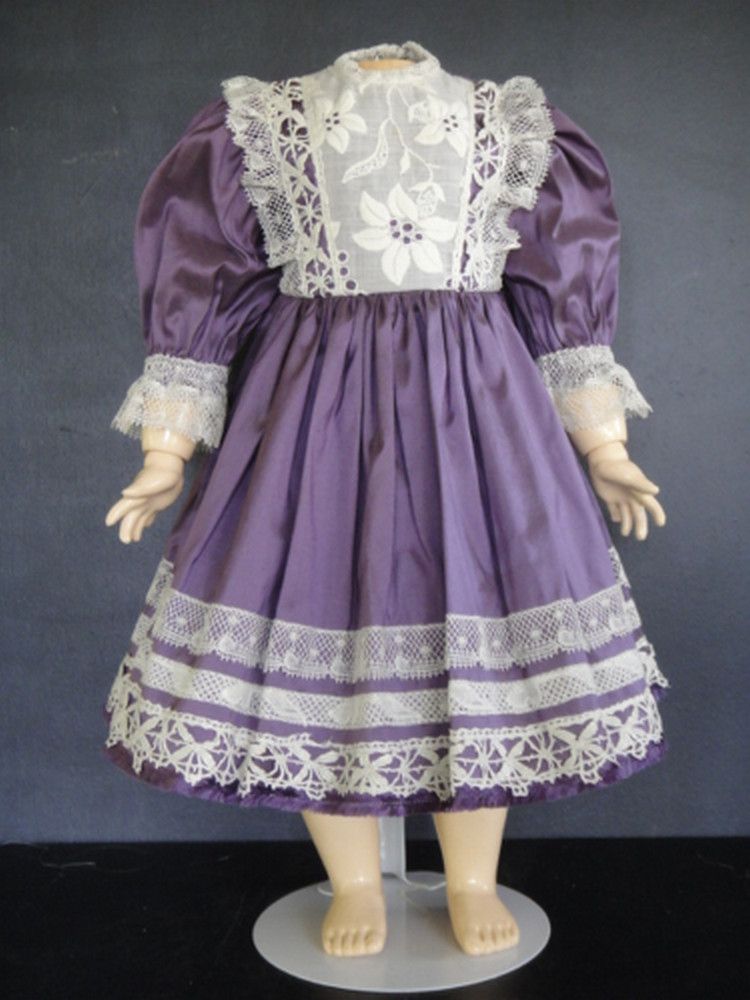 Robe en soie pour poupée Jumeau de 50 cm | Haute couture pour collectionneur