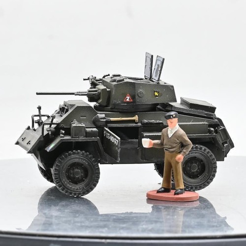 Veicolo blindato Sanrong 1/72 British Humber MK.IV +1 soldato finito regalo