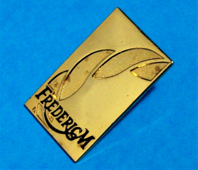 FREDERIC M PARFUM - FREDERIC MALL PERFUME - VINTAGE GOLD COLOR LAPEL PIN