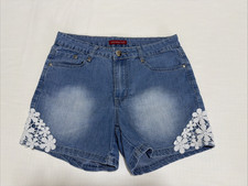 San Francisco Women's Jeans Short Lace Floral Denim Blue Size 5 Casual Preppy