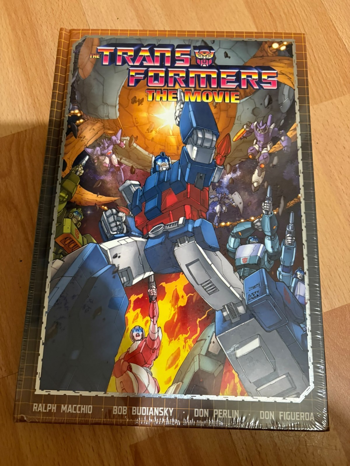 TRANSFORMERS THE MOVIE DELUXE EDITION HARDCOVER SEAN MURPHY COVER (176 Pages) - Image 8