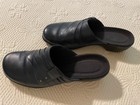 CLARKS LADIES NAVY LEATHER SLIP-ON SHOES - SIZE 9 — photo 3