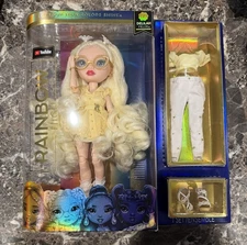 Rainbow High Delilah Fields- Buttercup Yellow Fashion Doll 