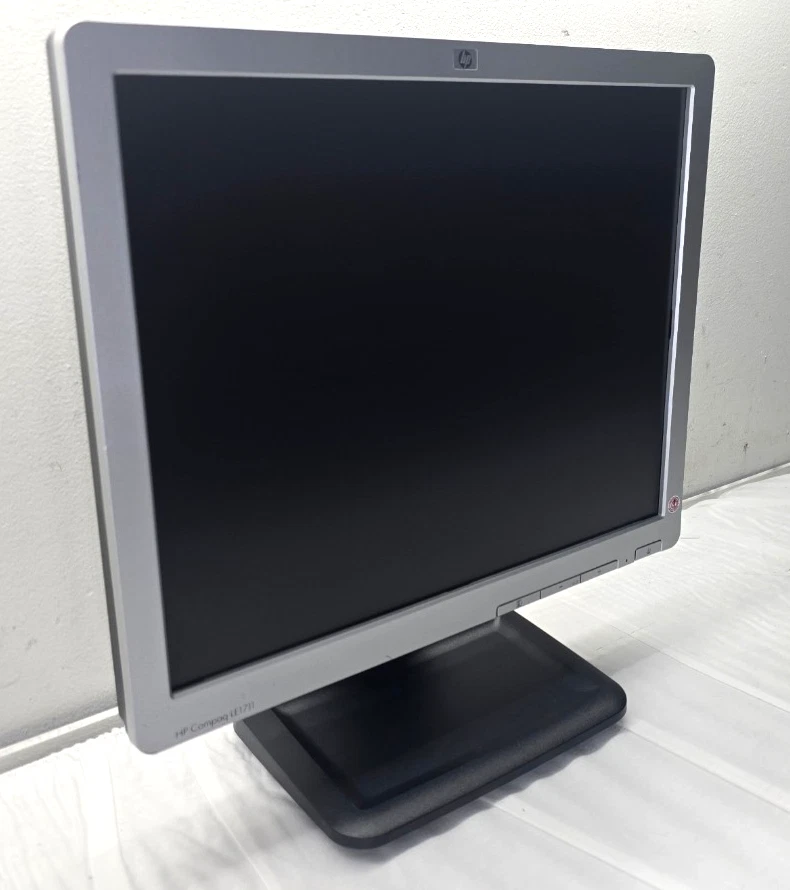 Computer Monitor HP Compaq LE1711 17" 574723-001 575201-001 Upstairs - Image 2 of 4