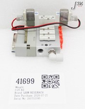 41699 LAM RESEARCH SMC 4-STATIONS MANIFOLD VALVE, SYJ3233-5L0U 772-800722-005