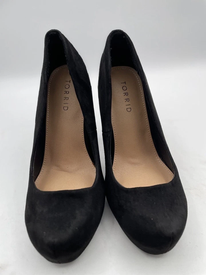 Torrid 16153661 High Pump Heels Women's Sz 6.5W Black Suede Round Toe Slip On - Image 2 of 4
