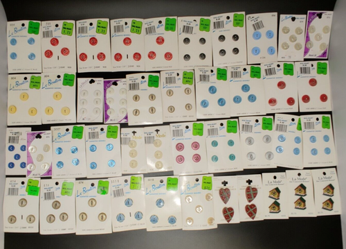 42x Huge Vintage Buttons On Cards Lot La Mode Le Bouton Streamline & More NOS