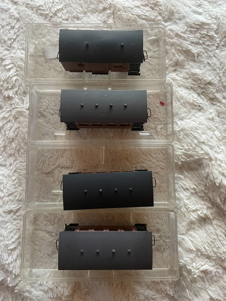 Egger-Bahn H0e 4 x Personen/Packwagen TOP + OVP - Bild 3 von 3