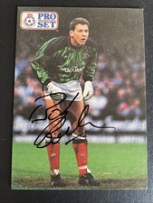 Bob Bolder Charlton Athletic Hand Signed Pro Set 1991/92 Football Card.