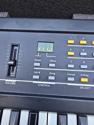 Ensoniq Mirage DSK-8 Vintage Digital Sampling Keyboard with Floppy