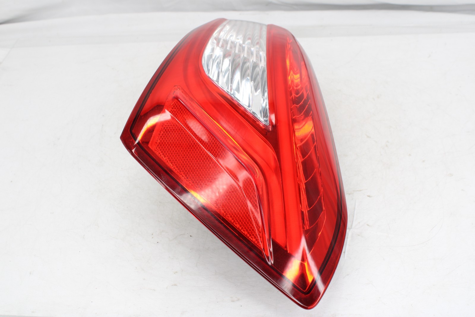 🚀 2014-2017 Maserati Ghibli Right Passenger Side Outer Taillight Lamp OEM 60K
