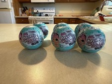 Lot of 5 L.O.L. Surprise! Glitter Color Change Surprise Lil Sis Mini Balls