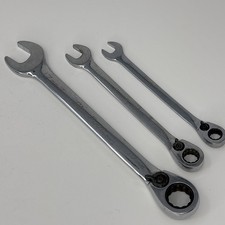 Blue Point 3pc Metric Reversible Ratcheting Combination Wrench Set 9mm 11mm 17mm Blue Point 3pc Metric Reversible Ratcheting Combination Wrench Set 9mm 11mm 17mm