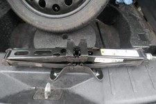 Jack fits 2016 Terrain 1653058