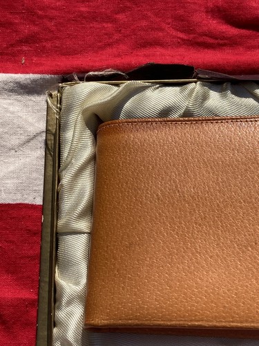 Vintage WALES Billfold Brown Pigskin Leather Wallet Cuff Links Set DisplayCards - 第 8/13 張圖片